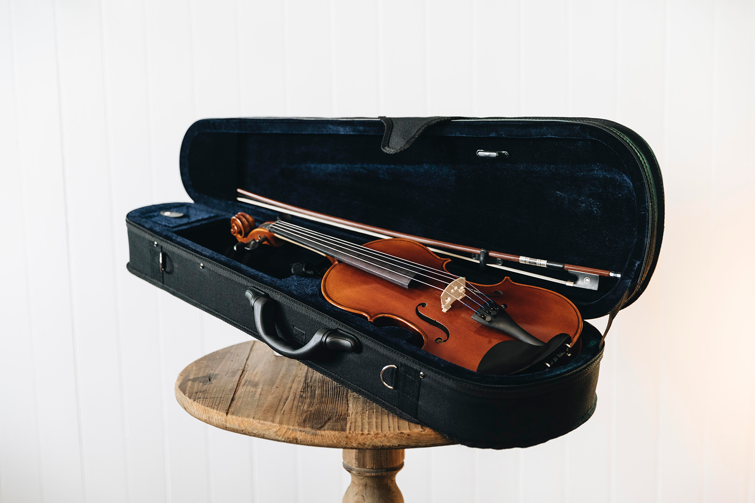 Second online hand violin